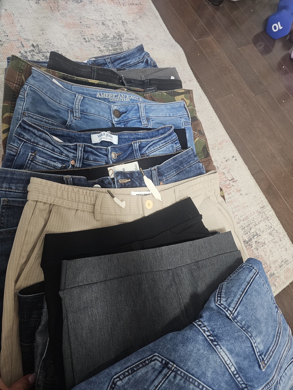 16 Pants ! Take All . 40 - Picture 2 of 2